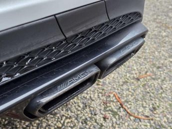 MERCEDES-BENZ E-CLASS 5.5 AMG E63 Auto 4dr