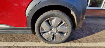 HYUNDAI KONA Kona Premium EV 5dr