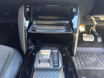 PEUGEOT 2008 2008 Allure Premium+ EV 5dr