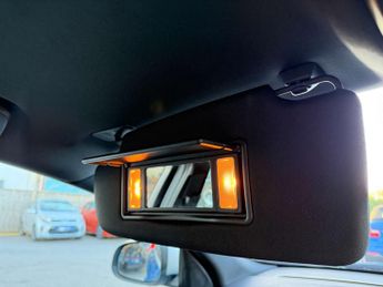 VOLVO V60 2.0 V60 R-Design Nav D3 Auto 5dr