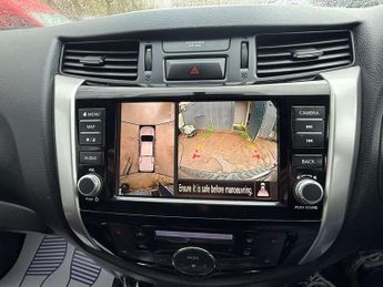 NISSAN NAVARA 2.3 Navara N-Guard dCi Auto 4WD 5dr