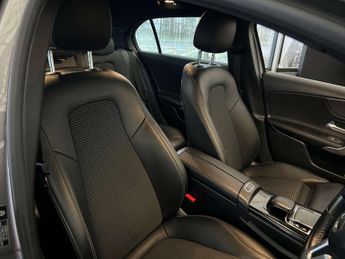 MERCEDES-BENZ A-CLASS 1.5 A 180 Sport Exeutive D Auto 5dr