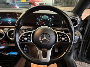 MERCEDES-BENZ A-CLASS 1.5 A 180 Sport Exeutive D Auto 5dr