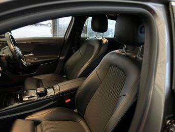 MERCEDES-BENZ A-CLASS 1.5 A 180 Sport Exeutive D Auto 5dr