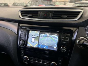 NISSAN QASHQAI 1.6 Qashqai Pilot One Edition dCi CVT 5dr