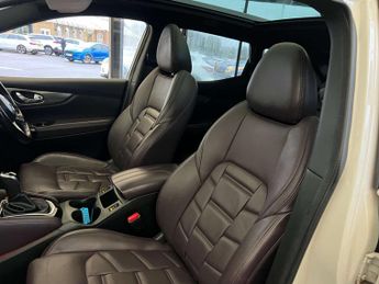 NISSAN QASHQAI 1.6 Qashqai Pilot One Edition dCi CVT 5dr
