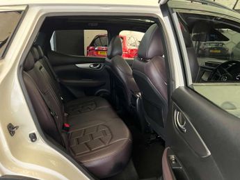 NISSAN QASHQAI 1.6 Qashqai Pilot One Edition dCi CVT 5dr