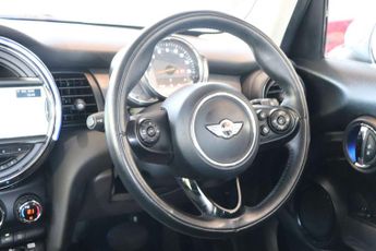 MINI HATCH 1.5 Cooper Auto 5dr
