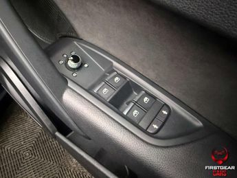 Audi Q5 2.0 TFSI S line SUV 5dr Petrol S Tronic quattro Euro 6 (s/s) (25