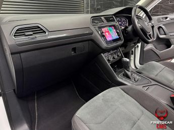 Volkswagen Tiguan 2.0 TDI SEL SUV 5dr Diesel DSG Euro 6 (s/s) (150 ps)