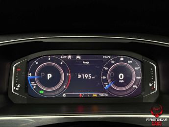 Volkswagen Tiguan 2.0 TDI SEL SUV 5dr Diesel DSG Euro 6 (s/s) (150 ps)