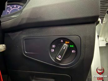 Volkswagen Tiguan 2.0 TDI SEL SUV 5dr Diesel DSG Euro 6 (s/s) (150 ps)