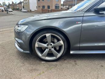 AUDI A6 3.0 A6 Black Edition TDI Quattro Semi-Auto 4WD 5dr