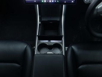 TESLA MODEL 3 Model 3 Long Range AWD 4WD 4dr