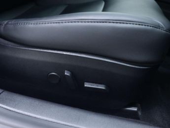 TESLA MODEL 3 Model 3 Long Range AWD 4WD 4dr