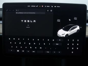 TESLA MODEL 3 Model 3 Standard Range + 4dr