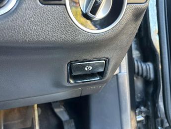 MERCEDES-BENZ A-CLASS 1.5 A180 BlueEfficiency Sport CDi Auto 5dr