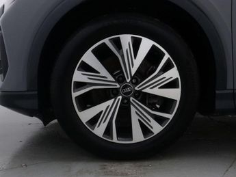 AUDI Q4 E-TRON Q4 e-tron Sport 40 5dr