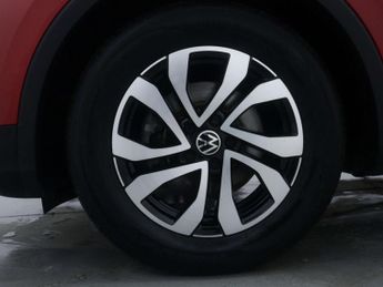 VOLKSWAGEN TIGUAN 1.5 Tiguan Active TSi Semi-Auto 5dr