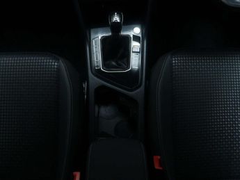 VOLKSWAGEN TIGUAN 1.5 Tiguan Active TSi Semi-Auto 5dr