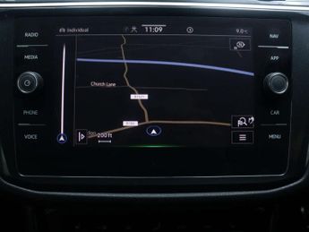 VOLKSWAGEN TIGUAN 1.5 Tiguan Active TSi Semi-Auto 5dr