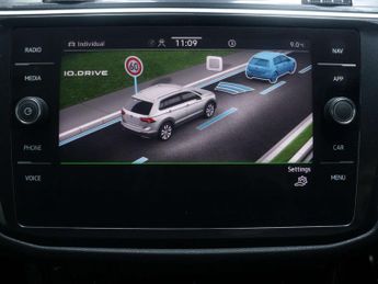 VOLKSWAGEN TIGUAN 1.5 Tiguan Active TSi Semi-Auto 5dr