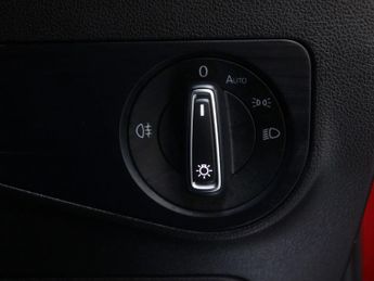 VOLKSWAGEN TIGUAN 1.5 Tiguan Active TSi Semi-Auto 5dr