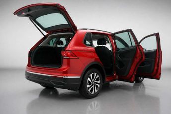 VOLKSWAGEN TIGUAN 1.5 Tiguan Active TSi Semi-Auto 5dr