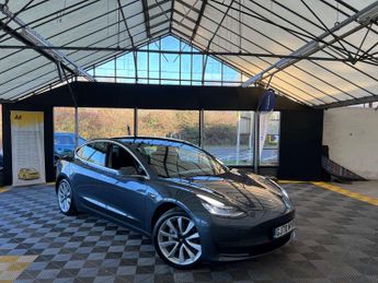 TESLA MODEL 3 Model 3 Long Range AWD 4WD 4dr