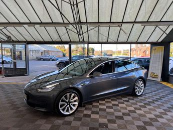 TESLA MODEL 3 Model 3 Long Range AWD 4WD 4dr