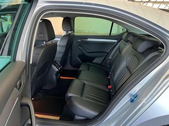 SKODA SUPERB 2.0 Superb SE L Executive TDI Semi-Auto 5dr