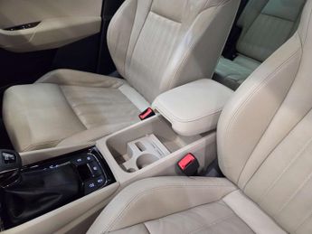 Skoda KAROQ 2.0 Karoq Edition TDI SCR 4x4 Semi-Auto 4WD 5dr