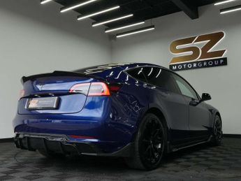 Tesla Model 3 Model 3 Long Range AWD 4WD 4dr