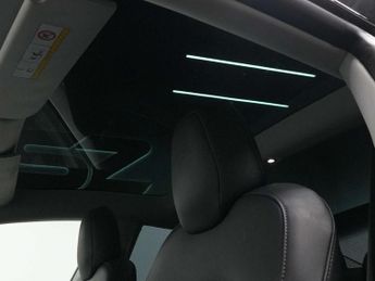 Tesla Model 3 Model 3 Long Range AWD 4WD 4dr