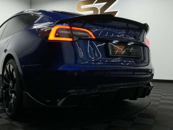 Tesla Model 3 Model 3 Long Range AWD 4WD 4dr