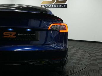 Tesla Model 3 Model 3 Long Range AWD 4WD 4dr