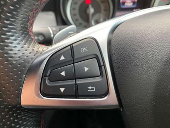 MERCEDES-BENZ GLA 2.1 GLA 220 D 4Matic AMG Line Automatic 4WD 5dr - NATIONAL DELIV