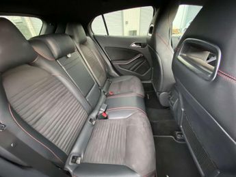 MERCEDES-BENZ GLA 2.1 GLA 220 D 4Matic AMG Line Automatic 4WD 5dr - NATIONAL DELIV