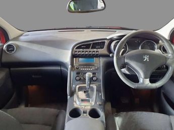 PEUGEOT 3008 1.6 3008 Exclusive HDi Semi-Auto 5dr