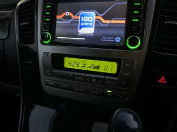 TOYOTA ALPHARD 2.4l - Imported vehicle - PLEASE NOTE Vehicle mileage is in KM