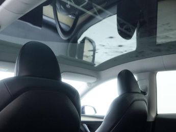 TESLA MODEL Y Model Y Long Range AWD 4WD 5dr