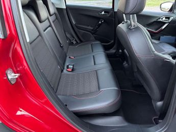 PEUGEOT 2008 1.5 2008 GT Line Blue HDi S/S Auto 5dr