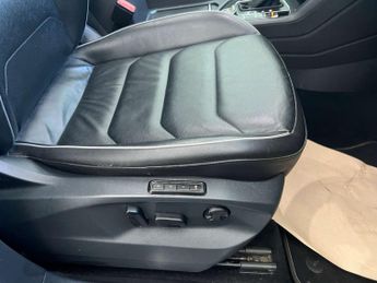 VOLKSWAGEN TIGUAN 2.0 Tiguan SEL TDI 4Motion Semi-Auto 4WD 5dr