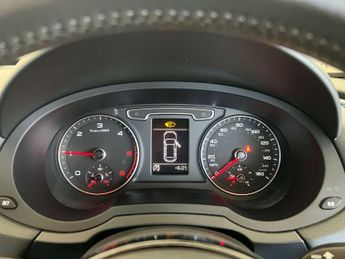 AUDI Q3 2.0 Q3 S Line TDI Quattro Semi-Auto 4WD 5dr