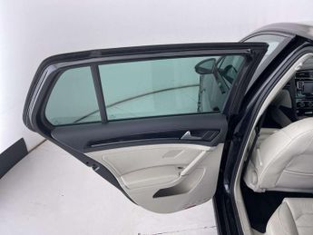 VOLKSWAGEN GOLF 2.0 Golf GT BlueMotion Technology TDI Semi-Auto 5dr