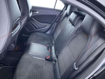 MERCEDES-BENZ A-CLASS 2.1 A 200 D AMG Line Auto 5dr