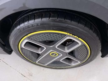 MINI HATCH Cooper S Electric Level 1 3dr