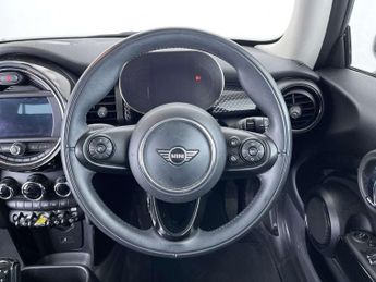 MINI HATCH Cooper S Electric Level 1 3dr