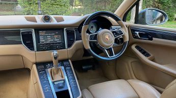 PORSCHE MACAN 3.0 TD V6 S SUV 5dr Diesel PDK 4WD Euro 6 (s/s) (258 ps)
