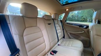 PORSCHE MACAN 3.0 TD V6 S SUV 5dr Diesel PDK 4WD Euro 6 (s/s) (258 ps)